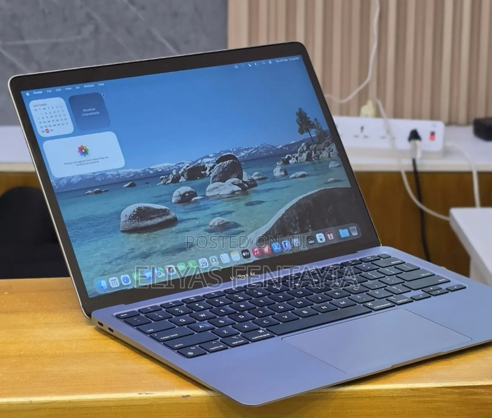 New Laptop Apple MacBook Air 2020 M1 16GB SSD 512GB