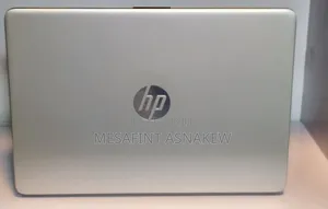 New HP EliteBook 6 G1i Notebook AI PC 4GB Intel Core i5 SSD 256GB