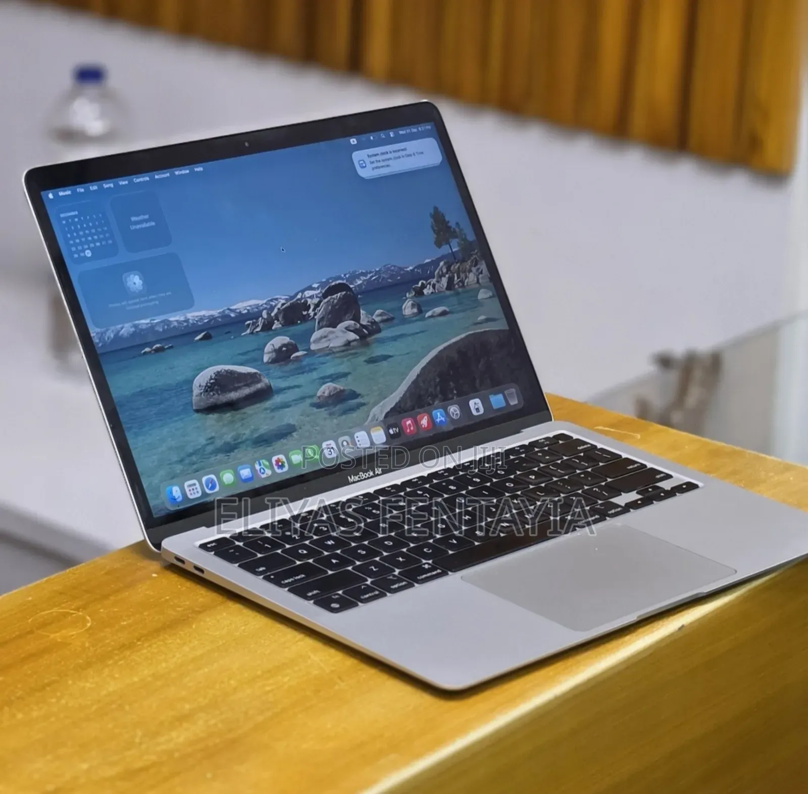 New Laptop Apple MacBook Air 2020 M1 8GB SSD 256GB