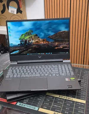 New Laptop HP Victus 15 8GB AMD Ryzen 5 SSD 512GB