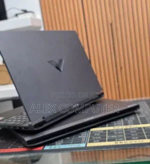 New Laptop HP Victus 15 8GB AMD Ryzen 5 SSD 512GB