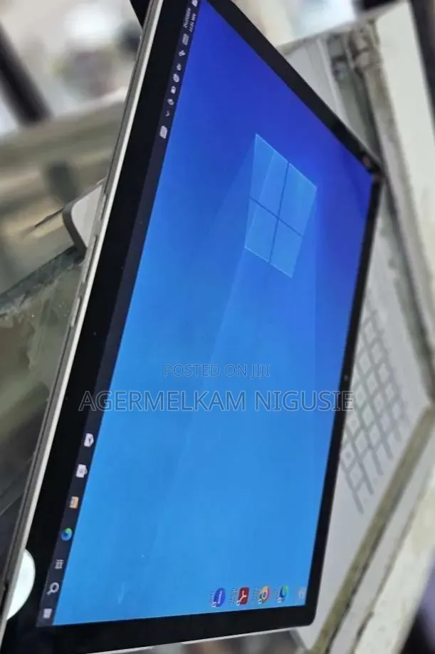 New Laptop Microsoft Surface Book 3 16GB Intel Core i7 SSD 256GB