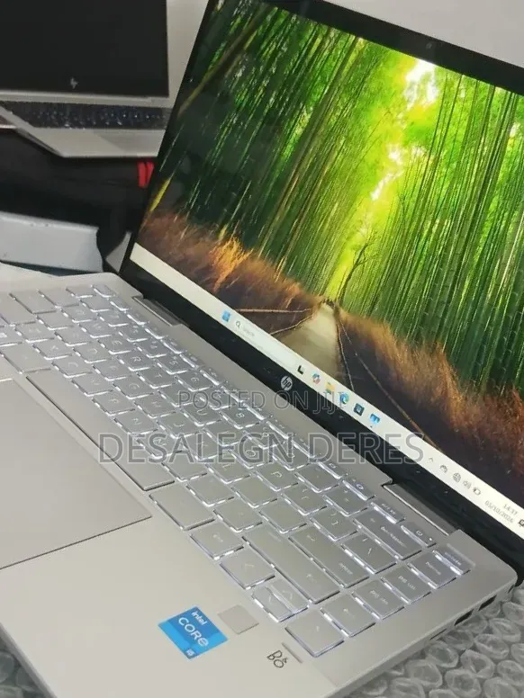 New Laptop HP 14z 8GB Intel Core i5 SSD 512GB