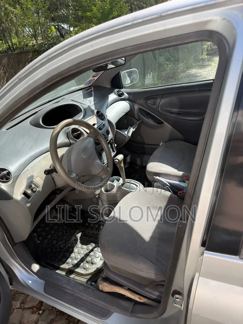 Toyota Platz 2005 Silver