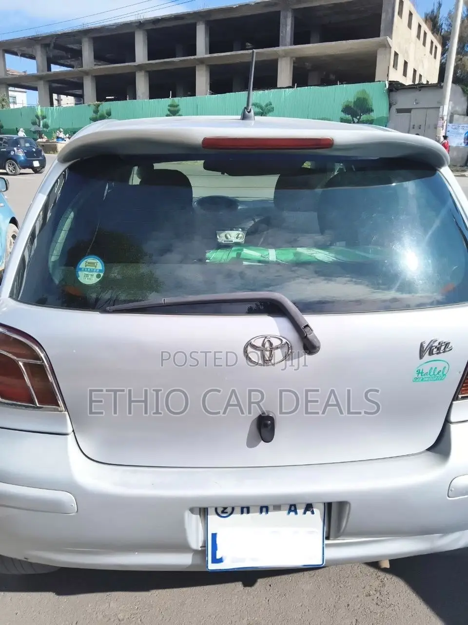Toyota Vitz 2004 Silver