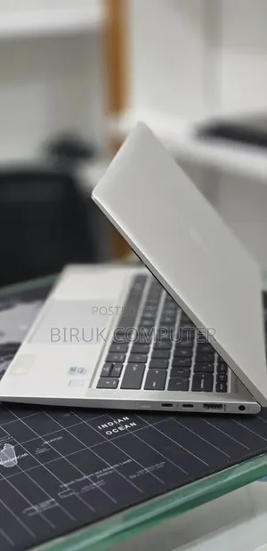 New Laptop HP EliteBook 830 G7 16GB Intel Core i7 SSD 512GB