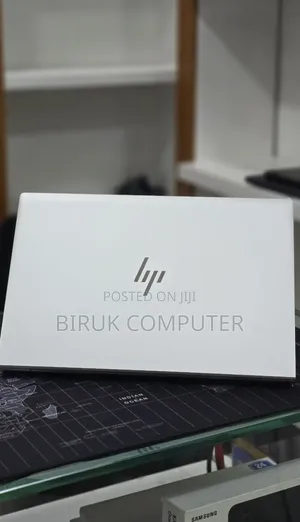 New Laptop HP EliteBook 830 G7 16GB Intel Core i7 SSD 512GB