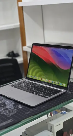 New Laptop Apple MacBook Pro 2021 M1 8GB Apple M1 Pro SSD 512GB