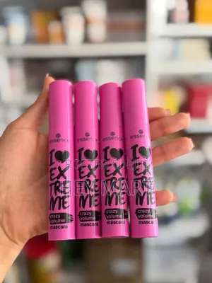 Essence I Love Extreme Crazy Volume Mascara