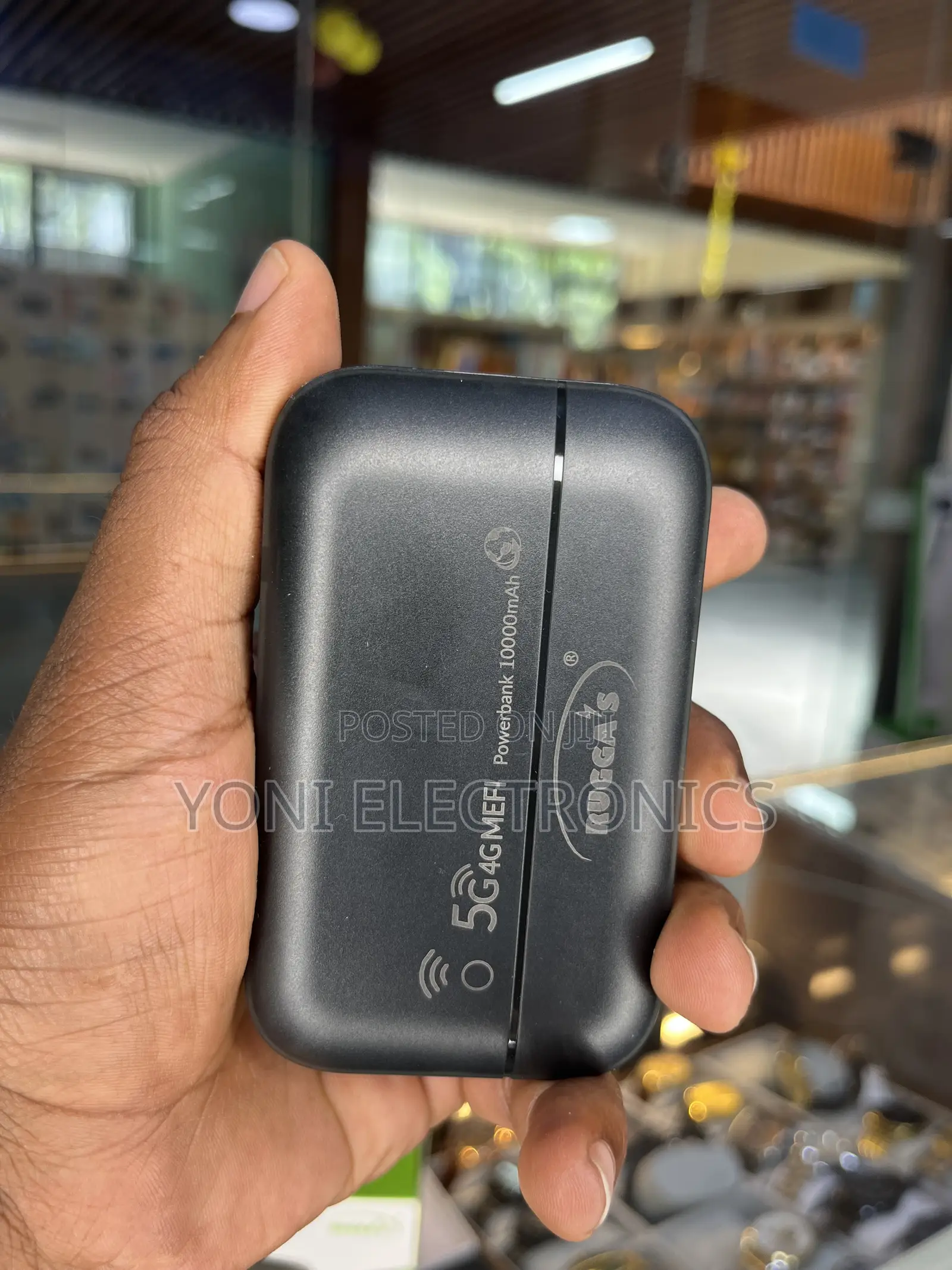Rugga's 4G LTE Pocket WiFi Router & 10000mAh Powerbank