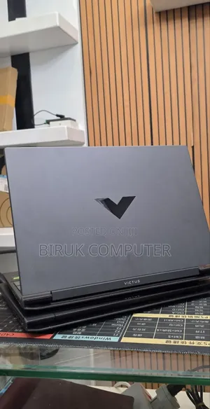New Laptop HP Victus 15 8GB AMD Ryzen 5 SSD 512GB