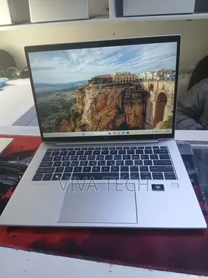 New Laptop HP EliteBook 840 G8 16GB Intel Core i7 SSD 512GB