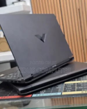 New Laptop HP Victus 15 8GB AMD Ryzen 5 SSD 512GB