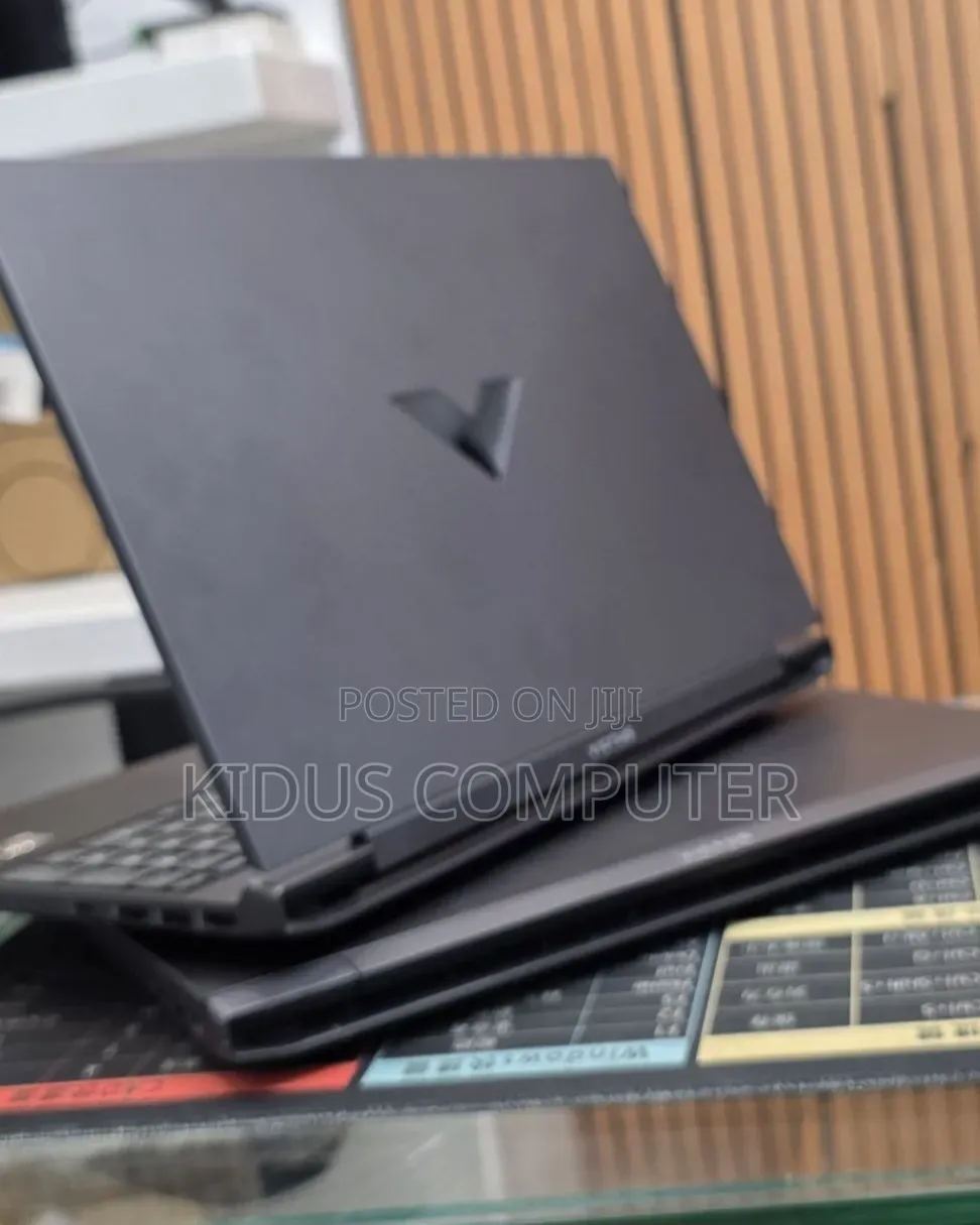 New Laptop HP Victus 15 8GB AMD Ryzen 5 SSD 512GB