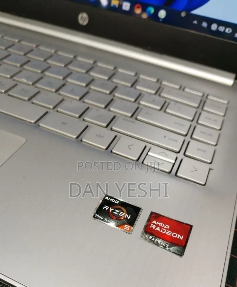 New Laptop HP Stream Notebook 8GB AMD Ryzen 5 SSD 512GB