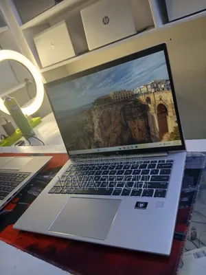 New Laptop HP EliteBook 845 G8 16GB AMD Ryzen 5 SSD 512GB