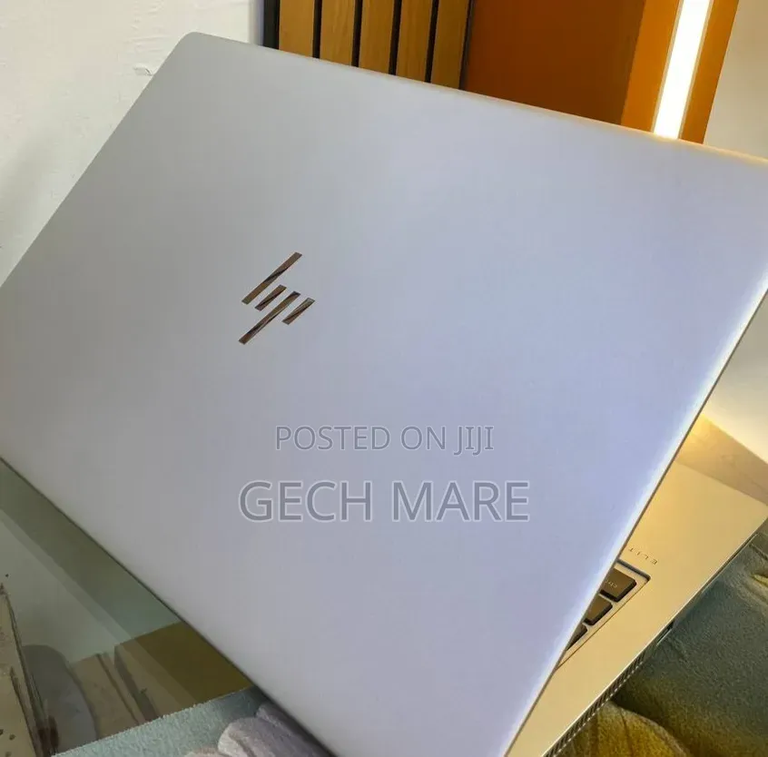 New Laptop HP EliteBook 840 G5 8GB Intel Core i7 SSD 512GB