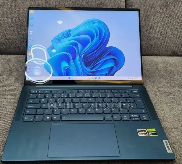 New Laptop Lenovo IdeaPad Yoga 11 16GB AMD Ryzen 7 SSD 512GB
