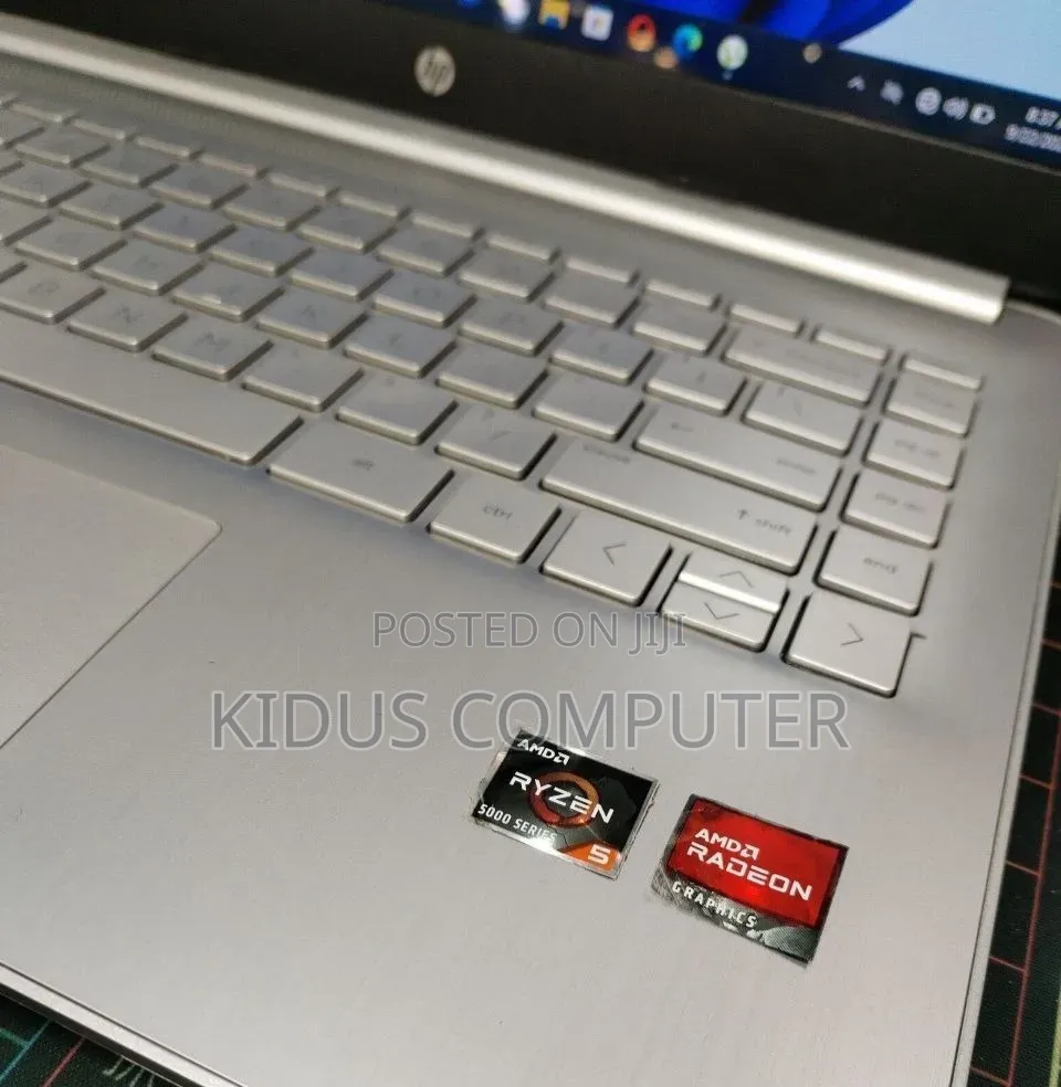 New Laptop HP Stream Notebook 8GB AMD Ryzen 5 SSD 512GB