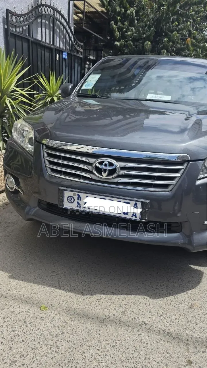 Toyota RAV4 2012 Black