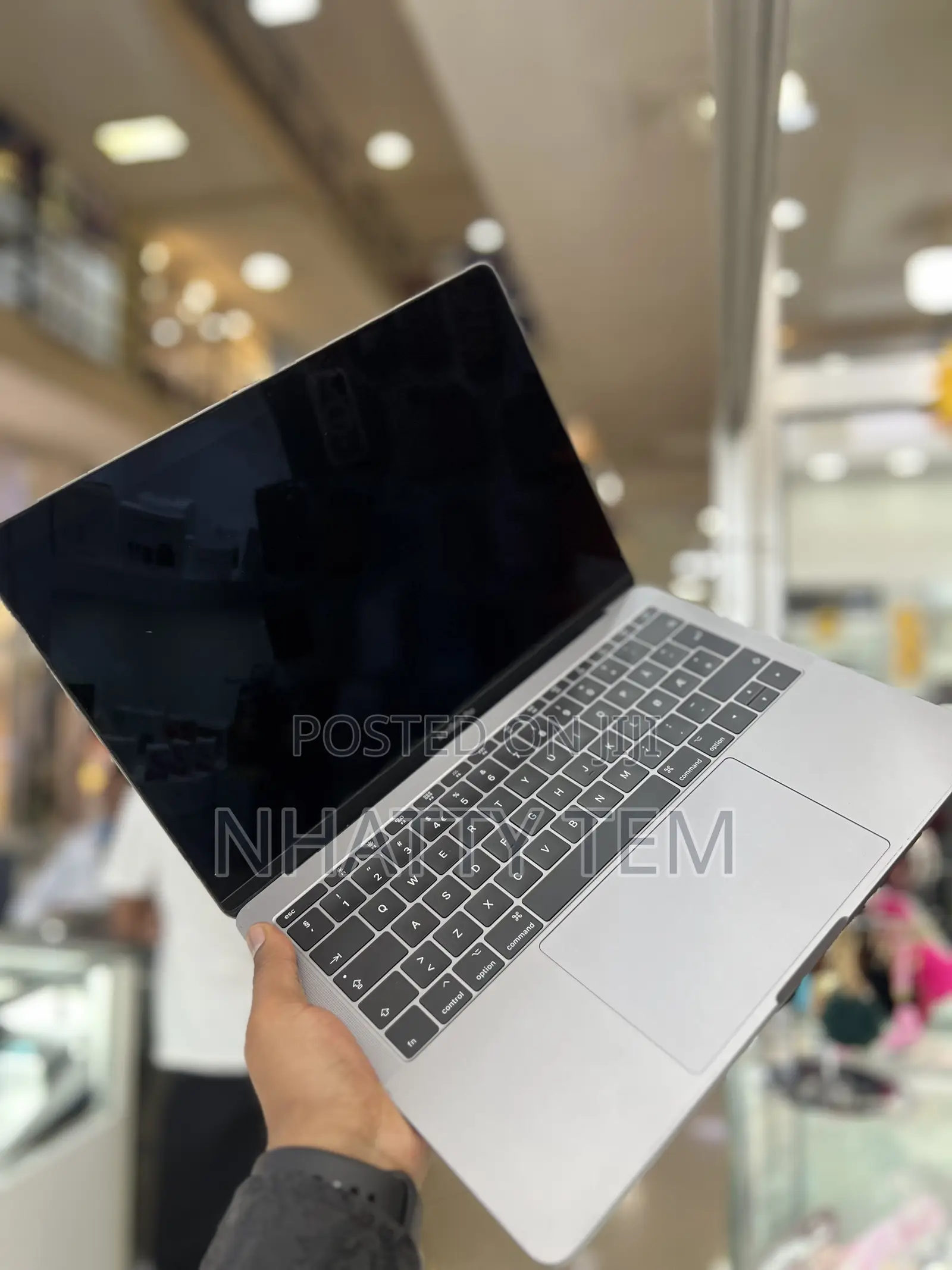 Laptop Apple MacBook Pro 2017 8GB Intel Core i5 SSD 256GB