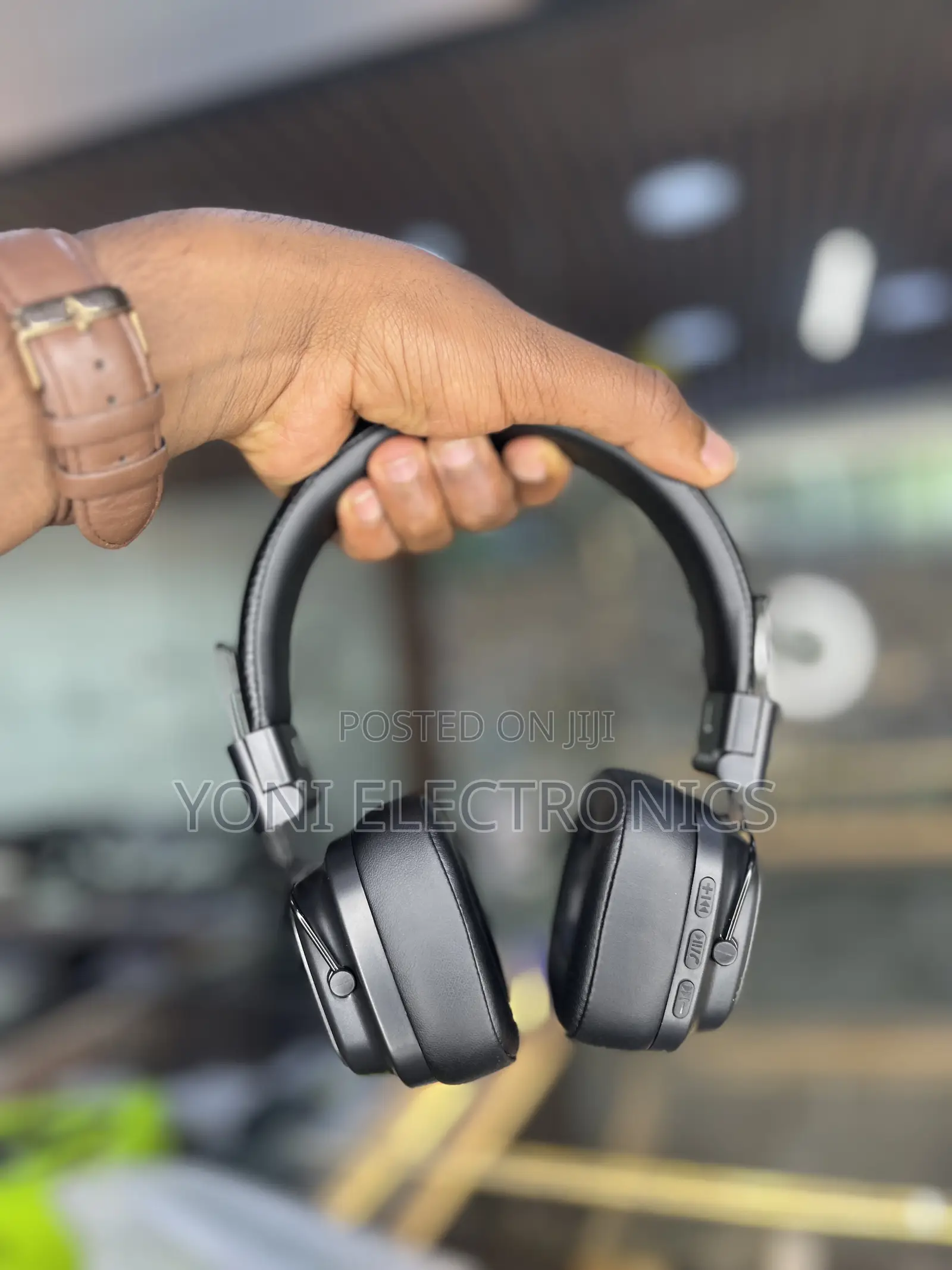 RUGGA'S Modern Hi-Fi Wireless Headphone