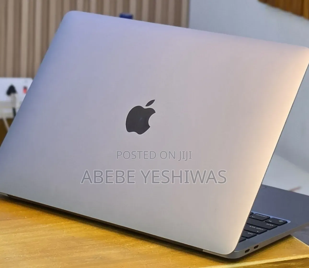 New Laptop Apple MacBook Air 2020 M1 16GB Apple M1 SSD 512GB