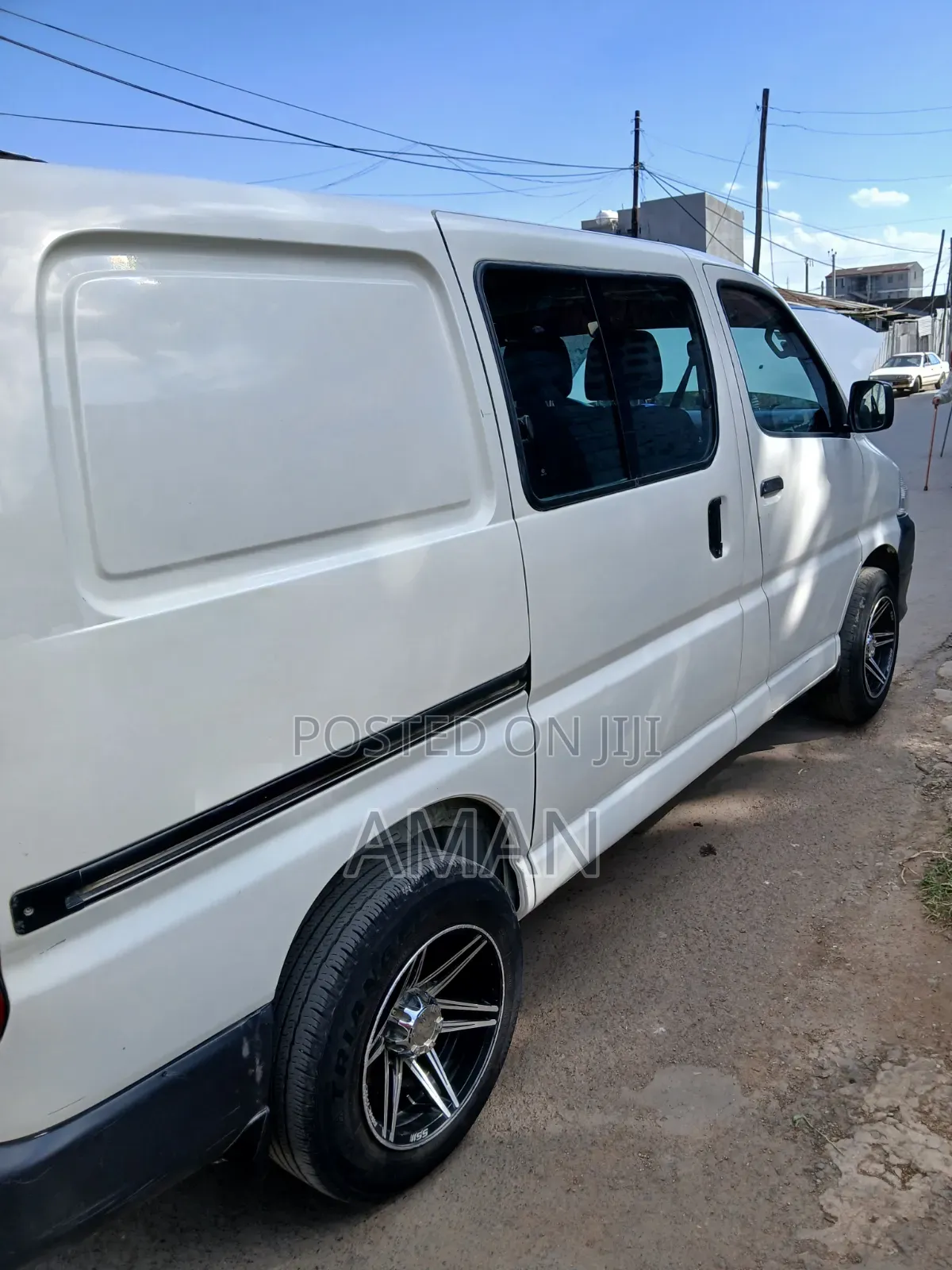 Toyota HiAce 2011 White