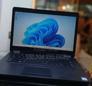 New Laptop Dell Latitude 14 E5470 4GB Intel Core i3 SSD 128GB