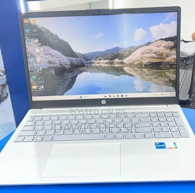 New Laptop HP 16GB Intel Core i5 SSD 1T