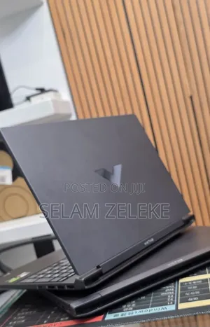 New Laptop HP Victus 16 8GB AMD Ryzen 7 SSD 512GB