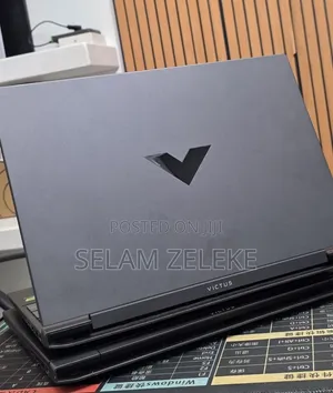New Laptop HP Victus 16 8GB AMD Ryzen 7 SSD 512GB