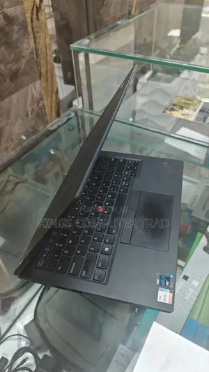 New Laptop Lenovo ThinkPad x13 Yoga 16GB Intel Core i5 SSD 512GB