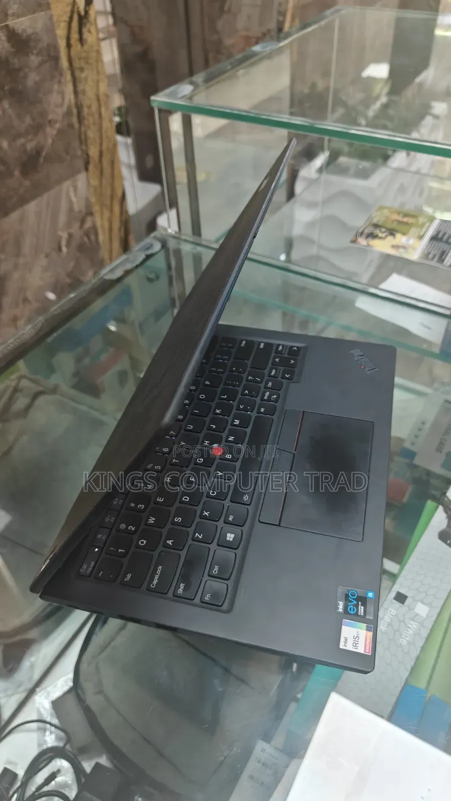 New Laptop Lenovo ThinkPad x13 Yoga 16GB Intel Core i5 SSD 512GB