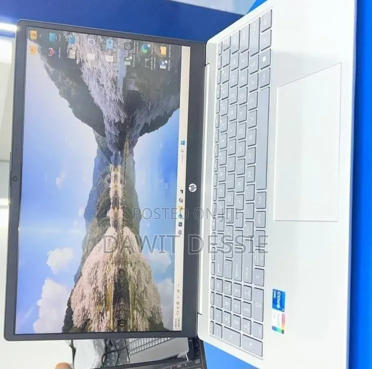 New Laptop HP 16GB Intel Core i5 SSD 1T
