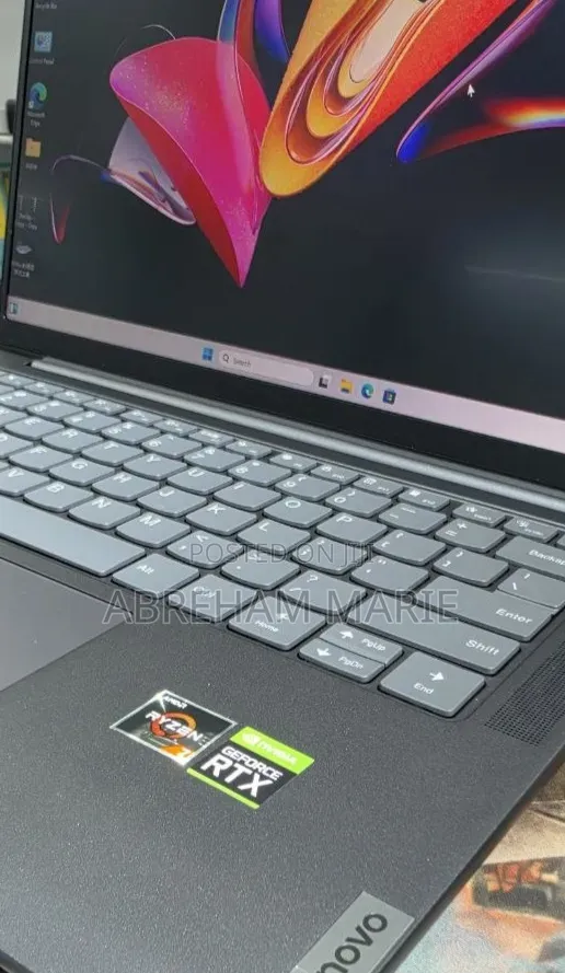 New Laptop Lenovo Yoga 7 15ITL5 16GB Intel Core i7 SSD 512GB