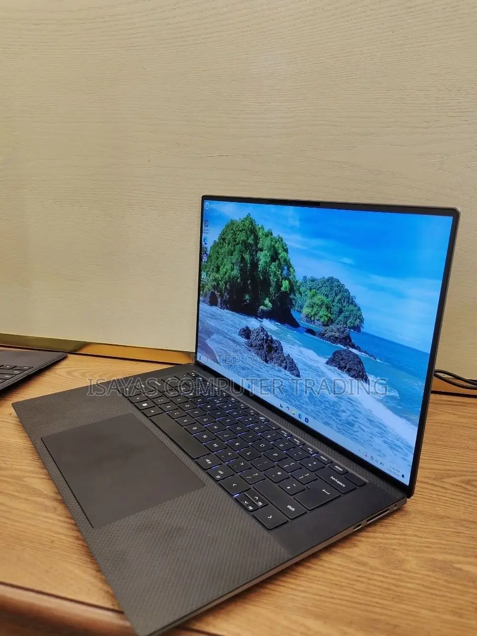 New Laptop Dell Precision 5570 16GB Intel Core i7 SSD 512GB