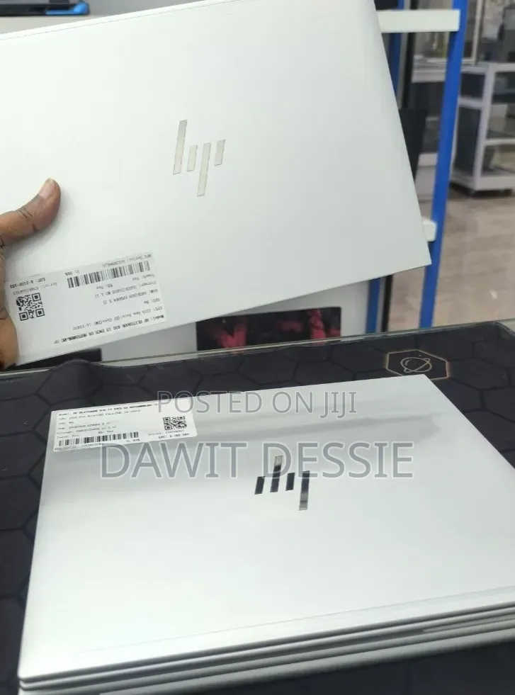 New Laptop HP EliteBook 830 G9 16GB Intel Core i5 SSD 512GB