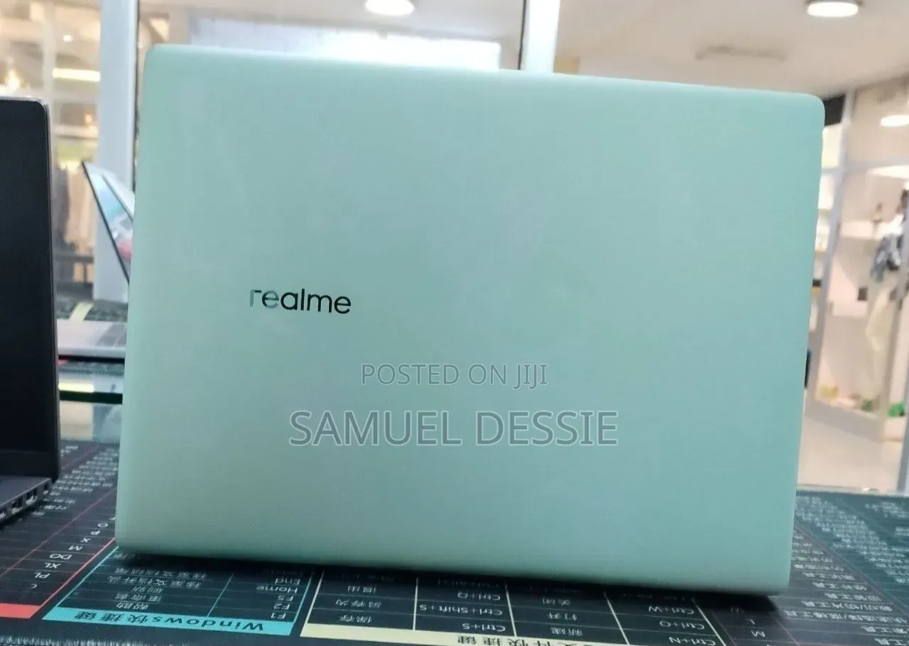 New Laptop 16GB Intel Core i5 SSD 512GB