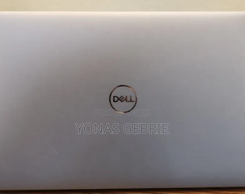 New Laptop Dell 16GB Intel Core i7 SSD 512GB