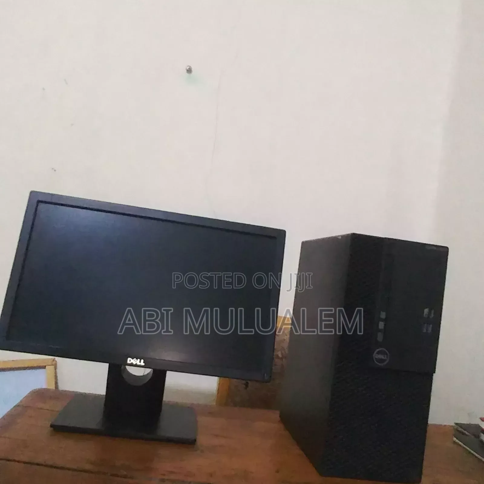 Desktop Computer Dell OptiPlex 3050 8GB Intel Core i5 HDD 500GB