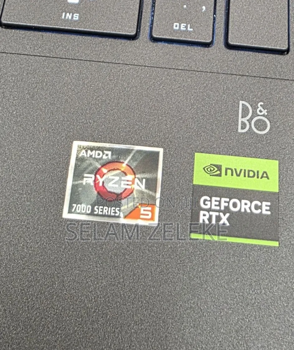 New Laptop HP 8GB AMD Ryzen 5 SSD 512GB