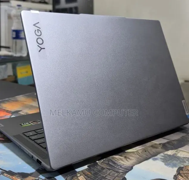 New Laptop Lenovo ThinkPad Yoga 16GB AMD Ryzen 7 SSD 512GB