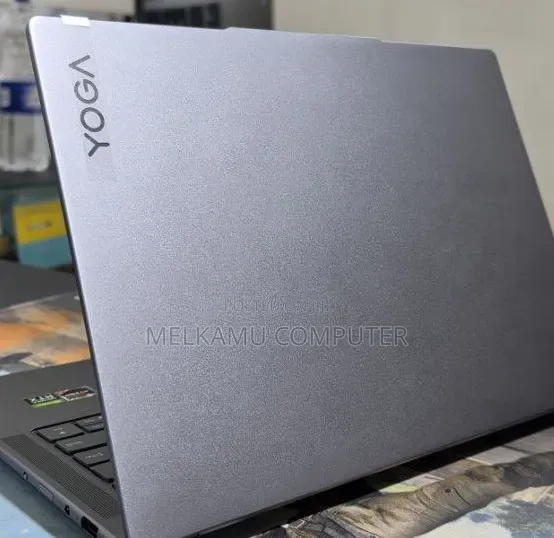 New Laptop Lenovo ThinkPad Yoga 16GB AMD Ryzen 7 SSD 512GB