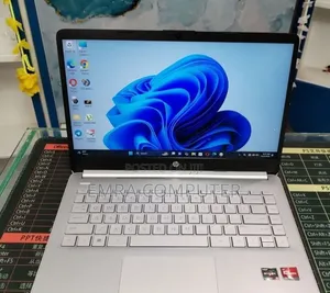 New Laptop HP 8GB Intel Core i5 SSD 512GB