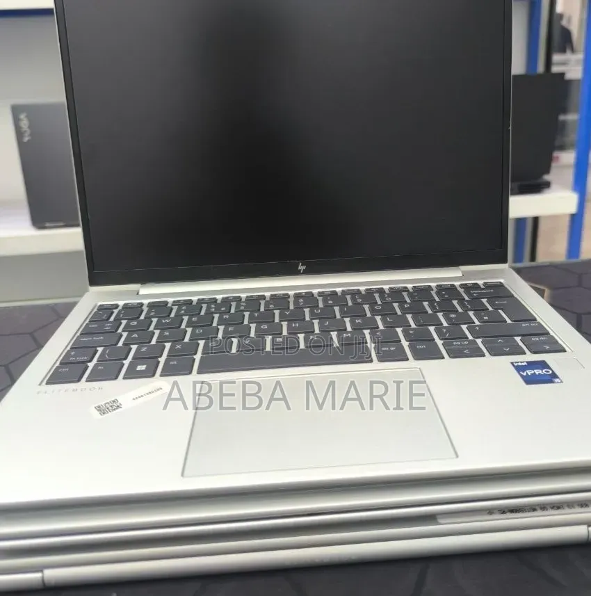 New Laptop HP EliteBook 830 G9 16GB Intel Core i5 SSD 512GB