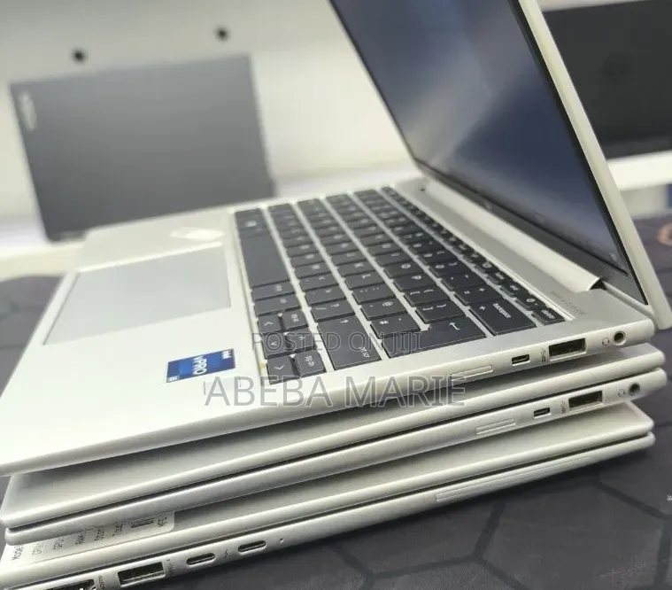 New Laptop HP EliteBook 830 G9 16GB Intel Core i5 SSD 512GB