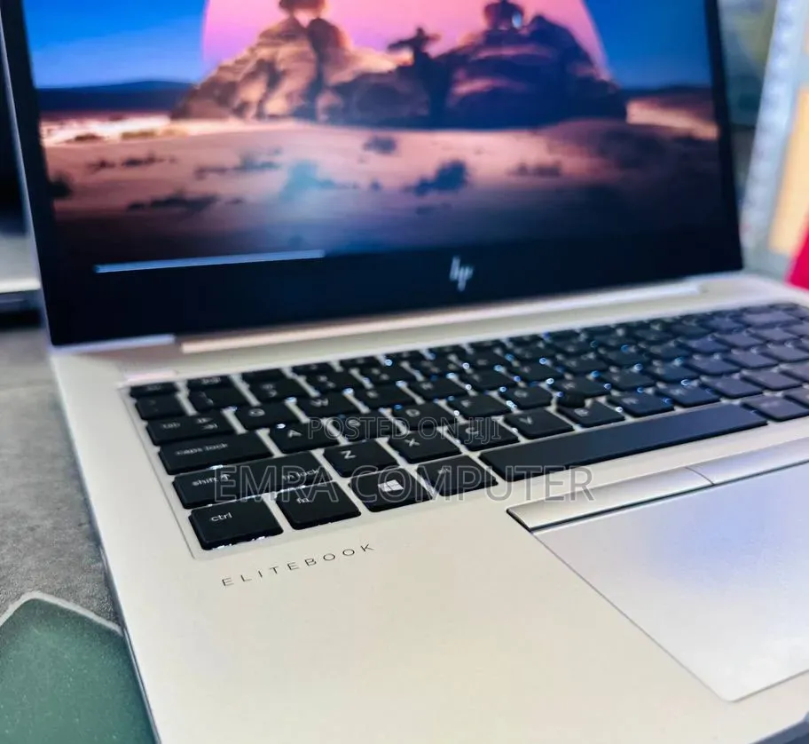 New Laptop HP EliteBook 840 G5 8GB Intel Core i5 SSD 512GB