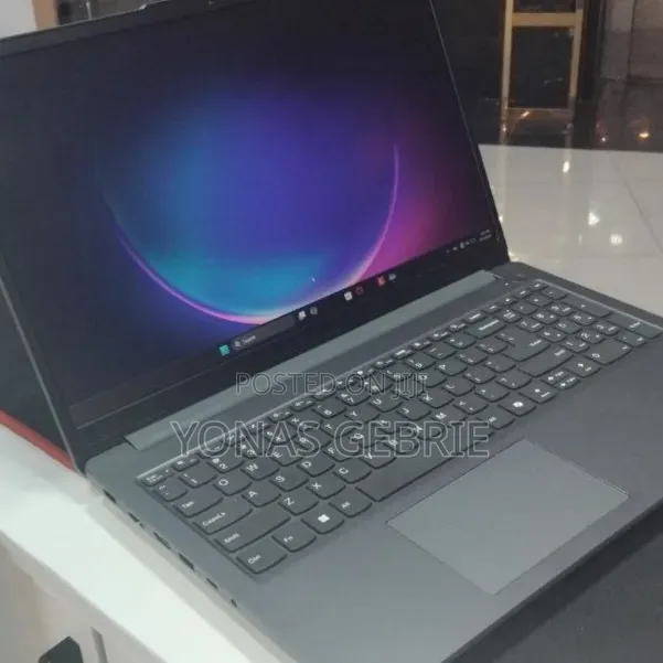 New Laptop Lenovo LOQ 15IRH8 16GB Intel Core i5 SSD 512GB