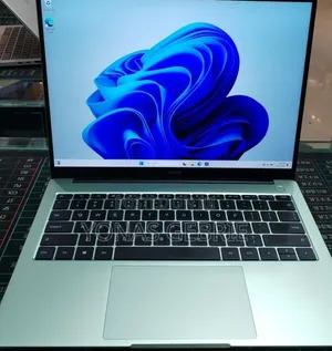 New Laptop 16GB Intel Core i5 SSD 512GB